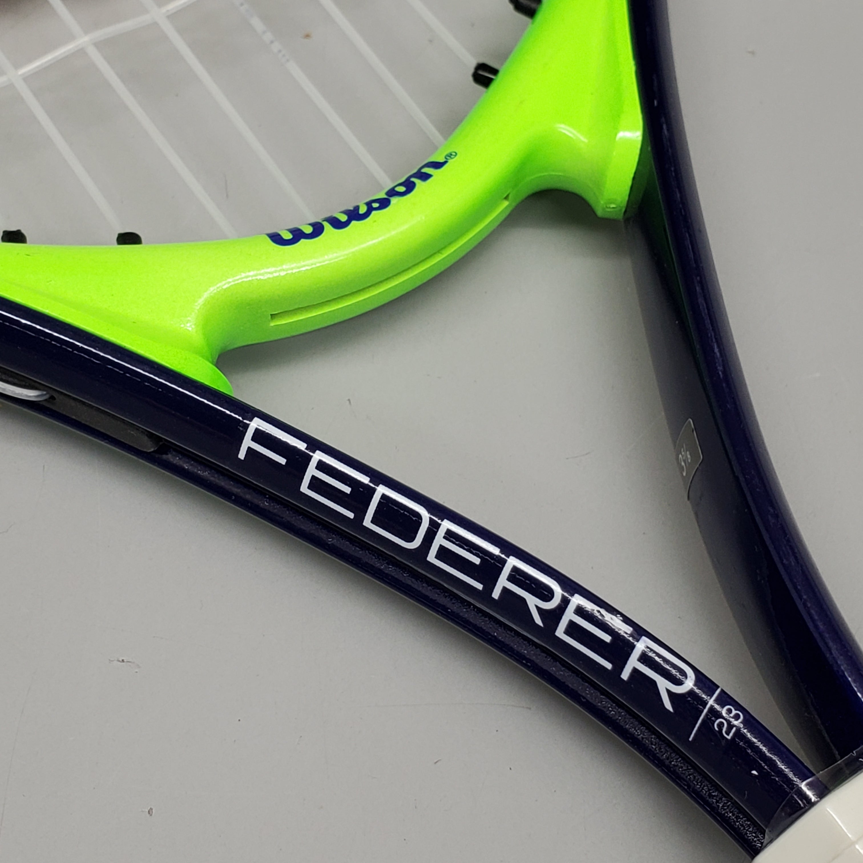 WILSON Federer Junior 25" Tennis Racquet (Ages 9–10) Green/Blue WR029320U